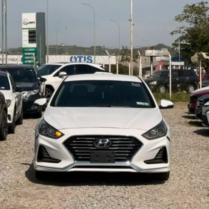 Hyundai Sonata   - 2018