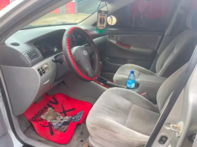 TOYOTA Corolla - 2003
