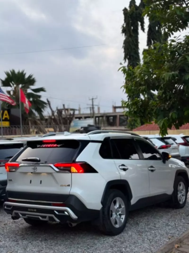 TOYOTA RAV 4 - 2020