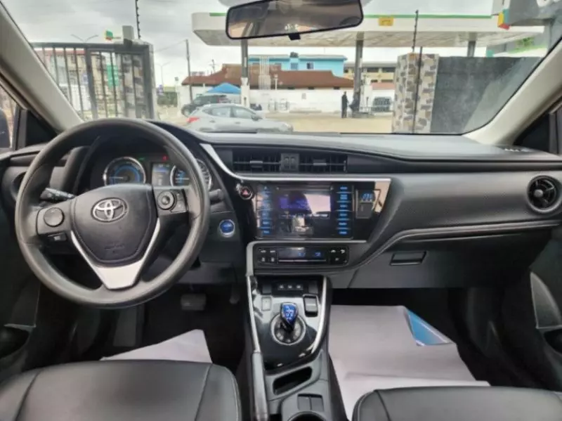 Toyota Corolla   - 2018