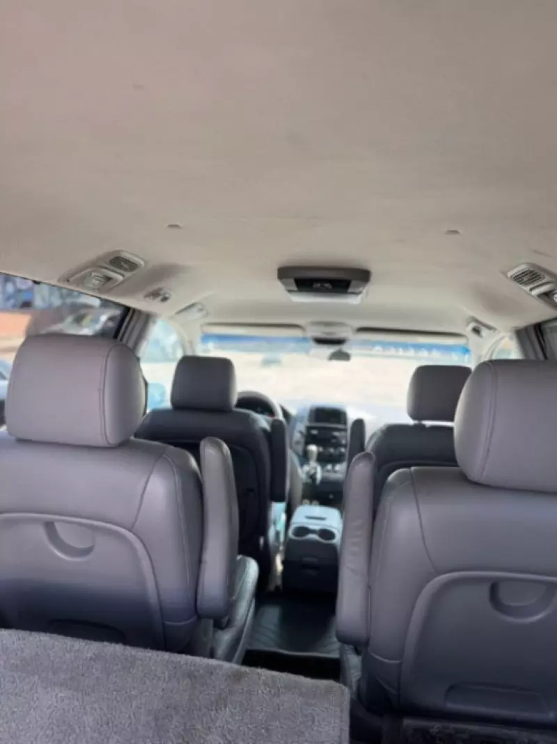 Toyota Sienna   - 2008