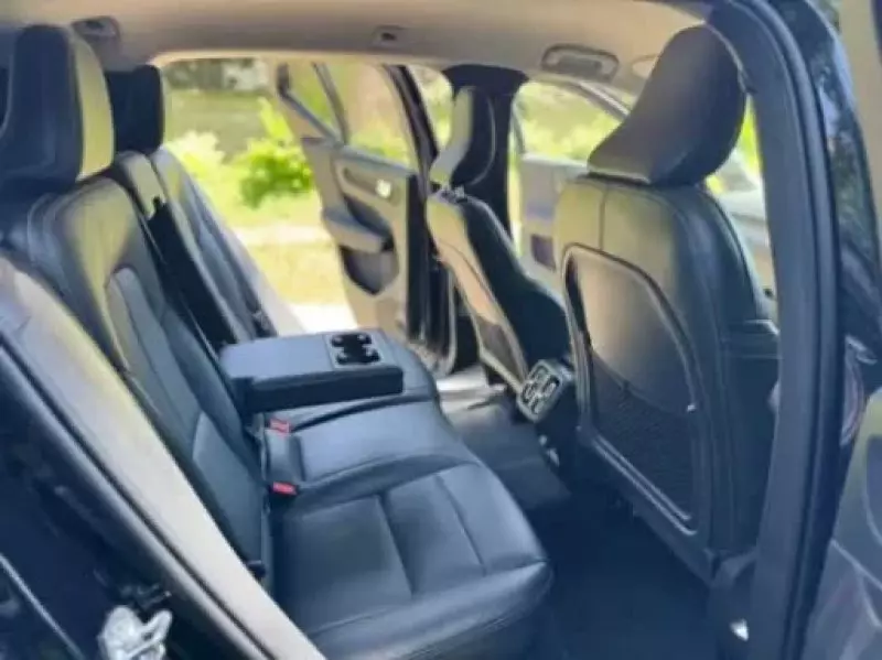 Volvo XC40   - 2020