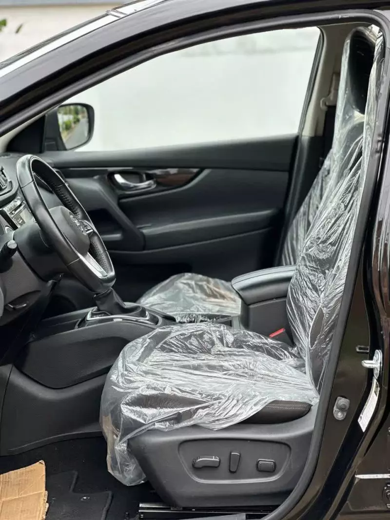 Nissan Rogue Sport   - 2018