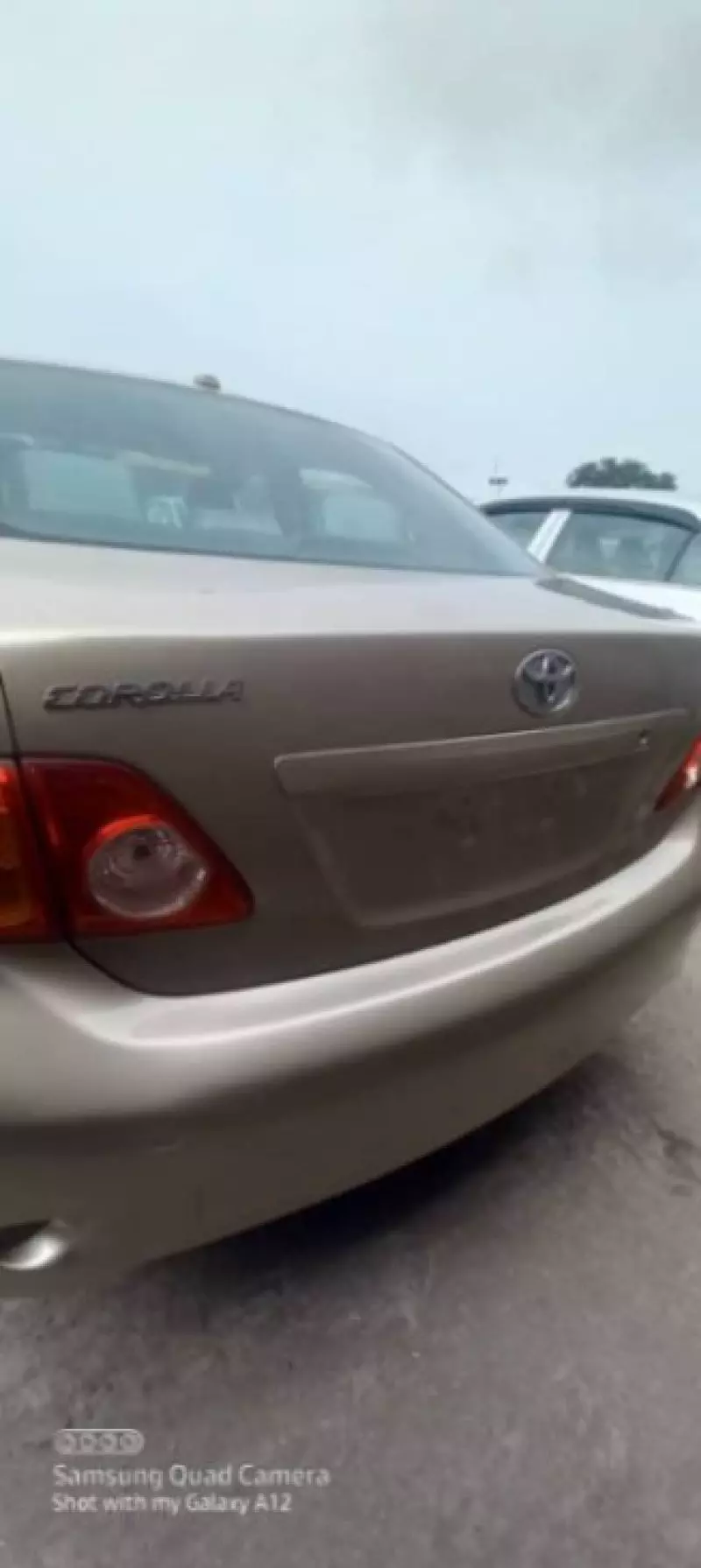 Toyota Corolla   - 2010