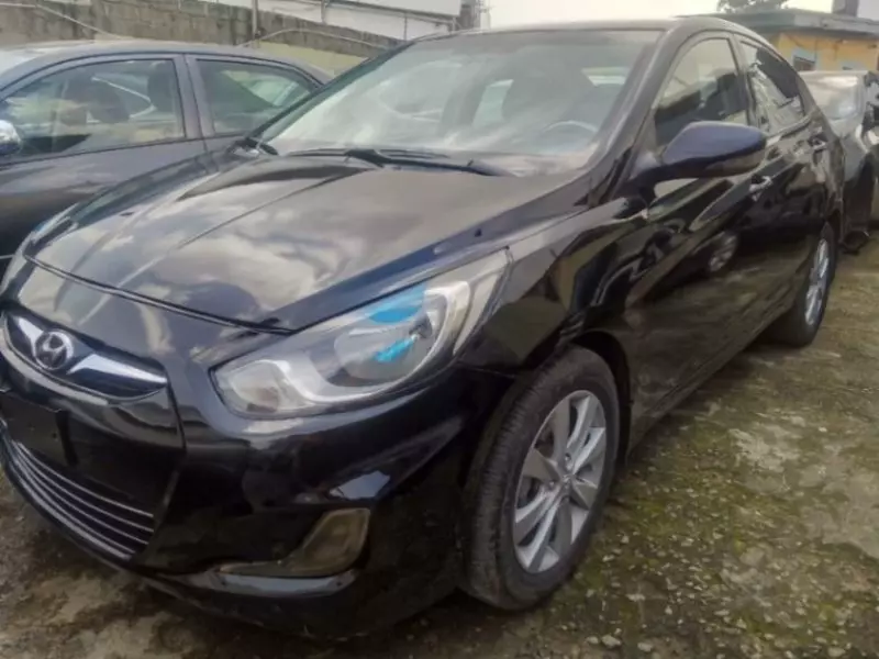 Hyundai Accent   - 2014