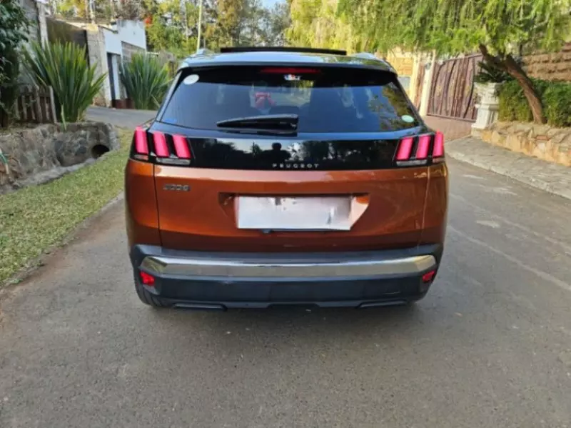 Peugeot 3008   - 2019
