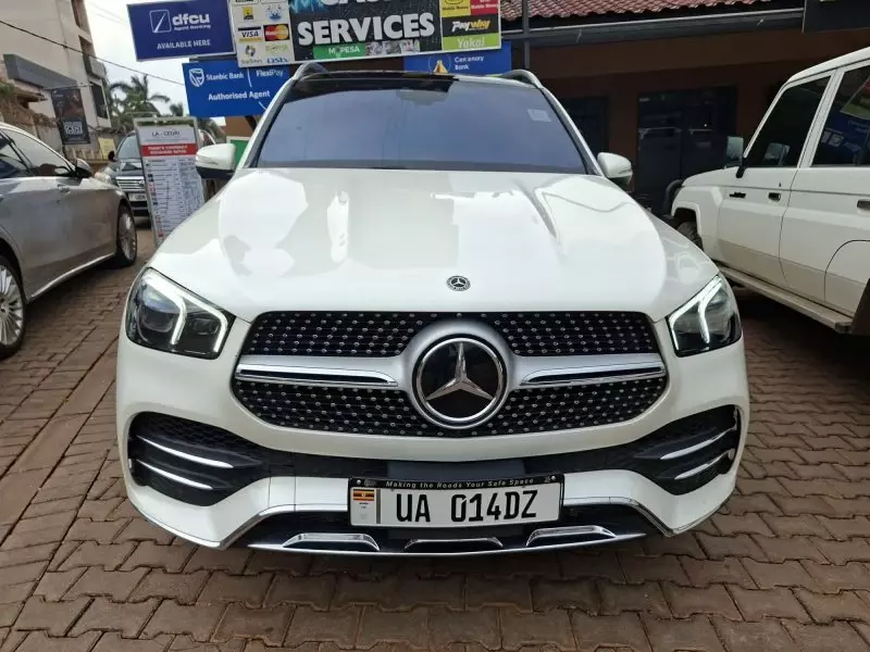 Mercedes-Benz GLE 400   - 2019