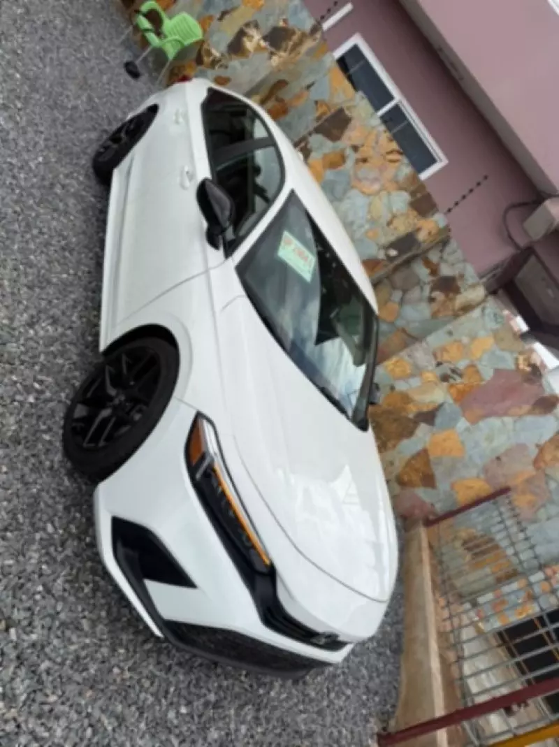 Honda Civic   - 2024
