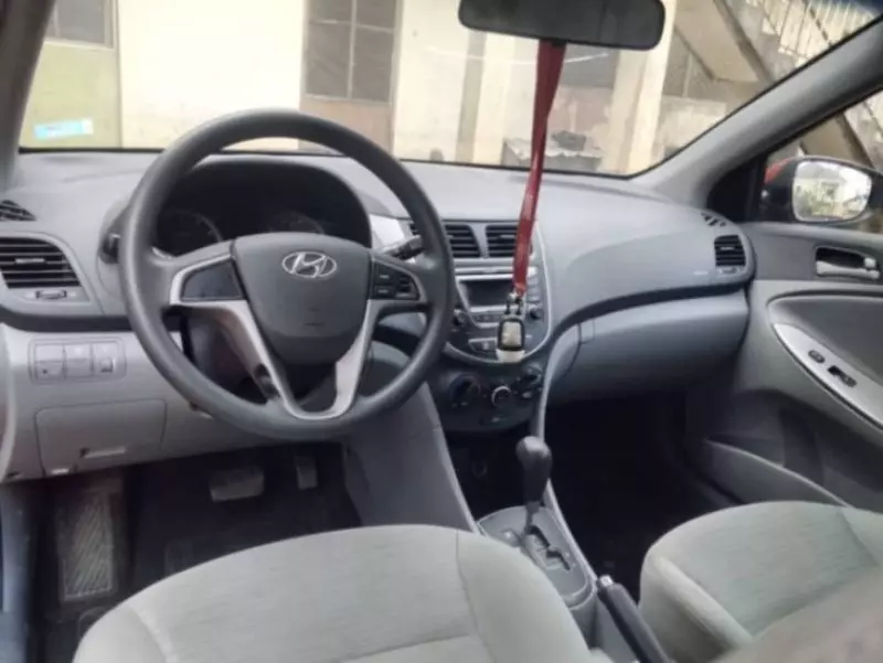 Hyundai Accent   - 2015