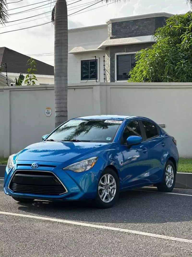 Toyota Yaris iA   - 2018