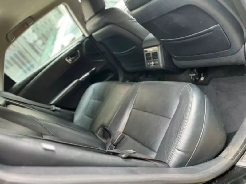 TOYOTA Avalon   - 2013