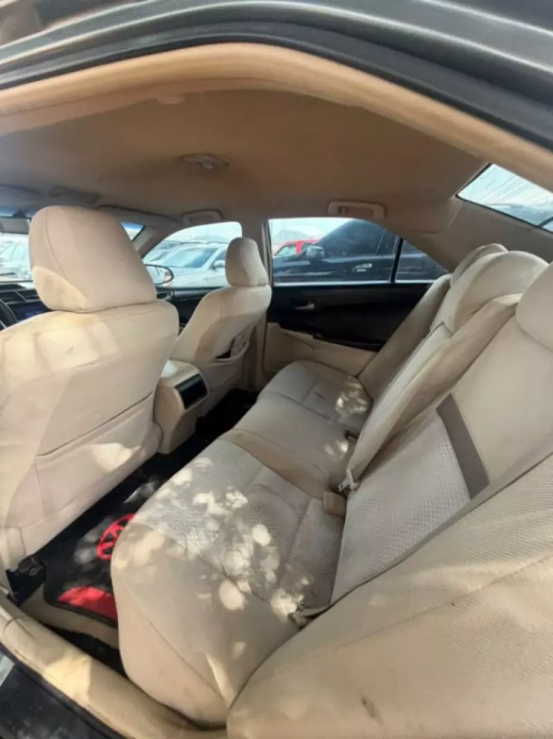 TOYOTA Camry   - 2012