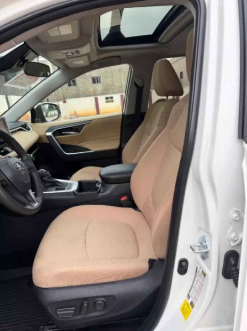 TOYOTA RAV 4   - 2025