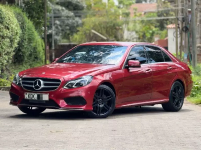 Mercedes-Benz E250   - 2015