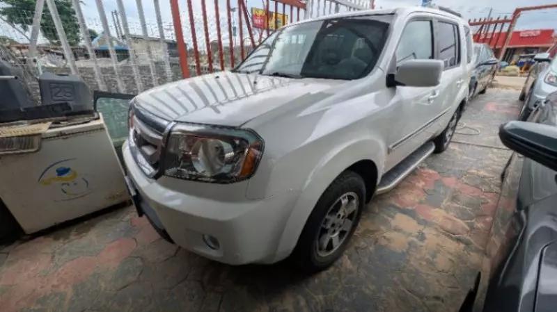 Honda Pilot   - 2011