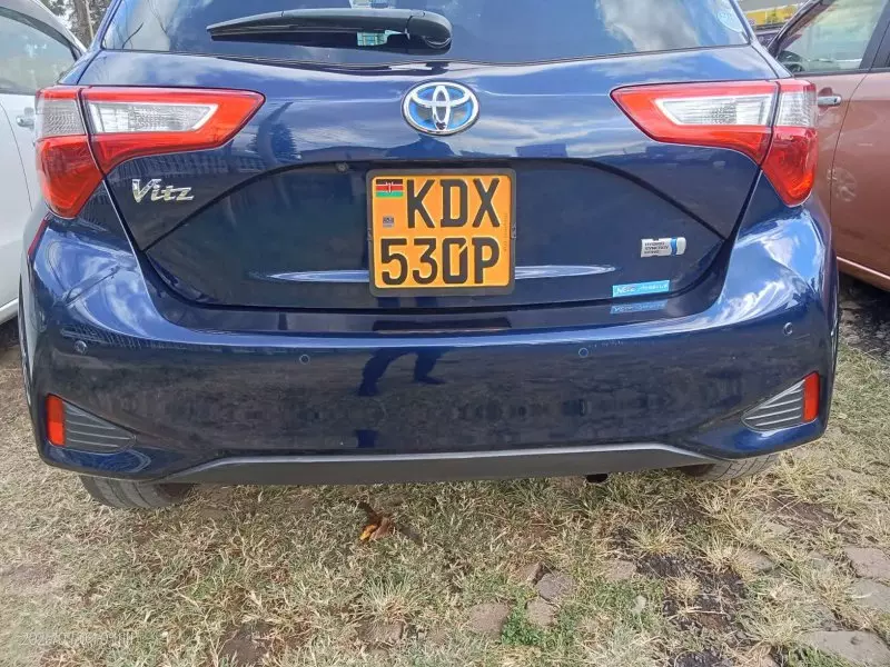 TOYOTA vitz hybrid   - 2019