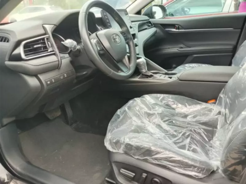 Toyota Camry   - 2024