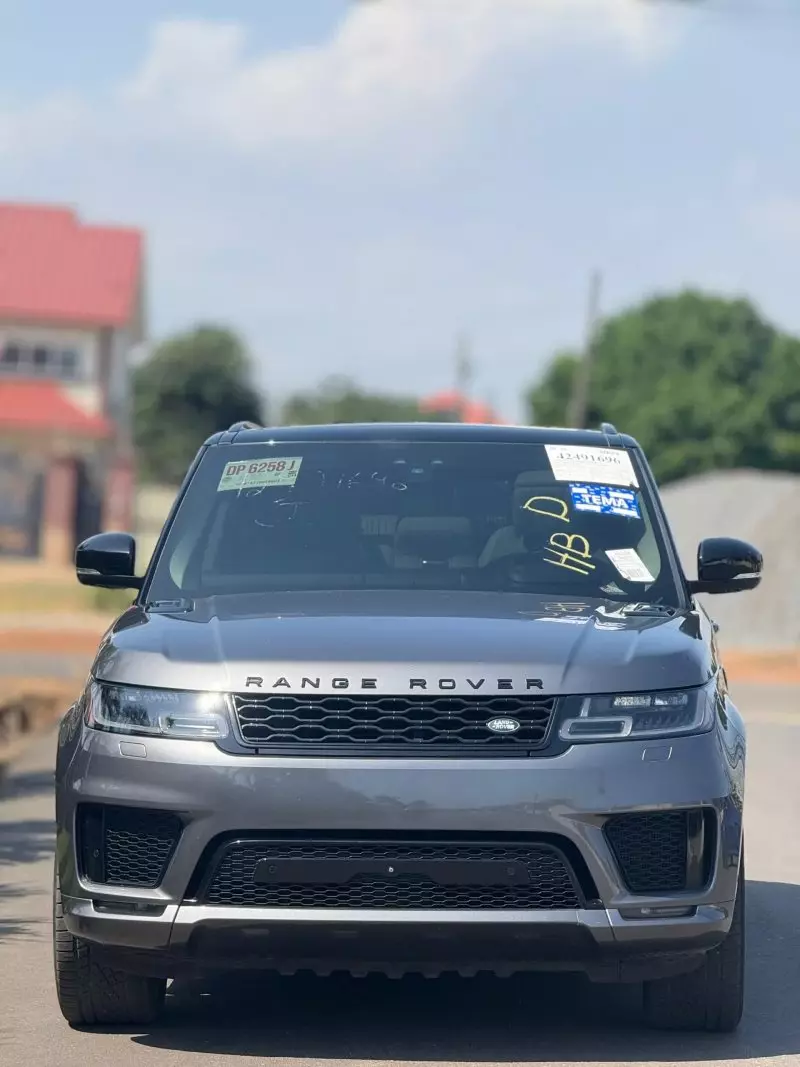 Land Rover RANGE ROVER SPORT HST    - 2019