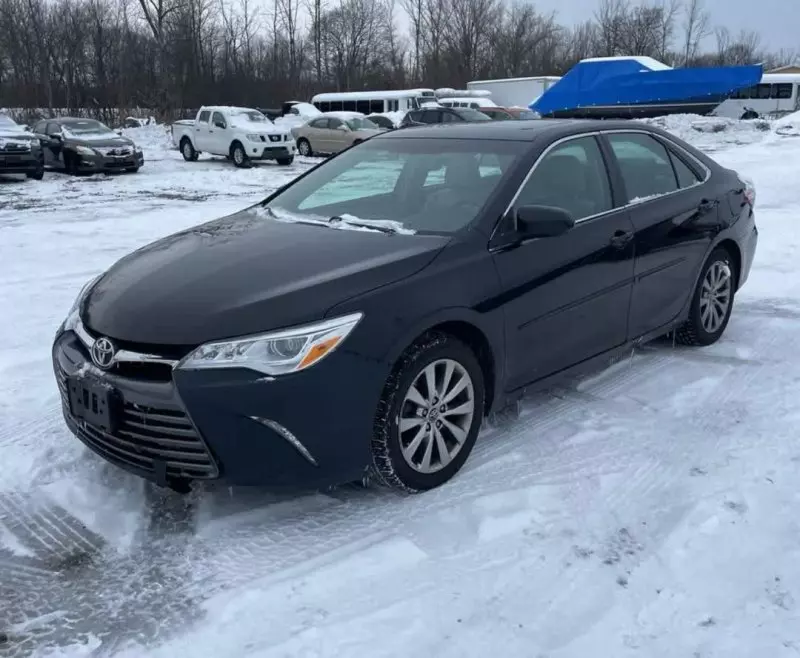 Toyota Camry   - 2015
