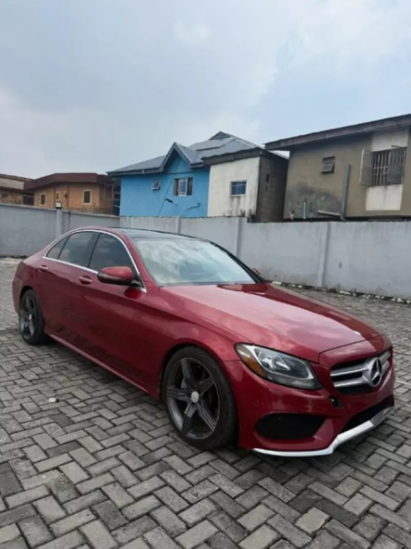 Mercedes-Benz C 300   - 2016