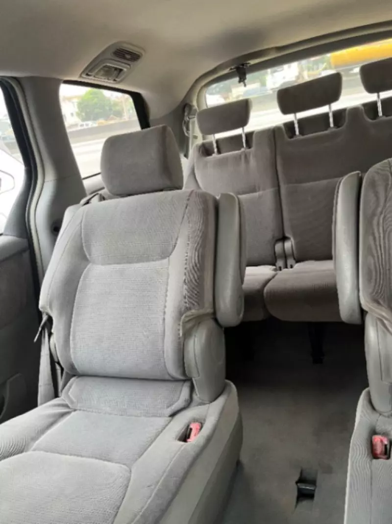 TOYOTA Sienna   - 2004