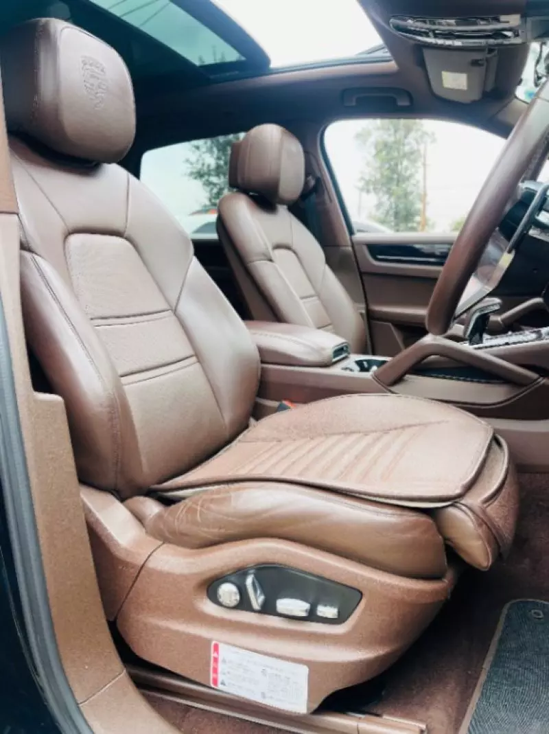 PORSCHE Cayenne   - 2018