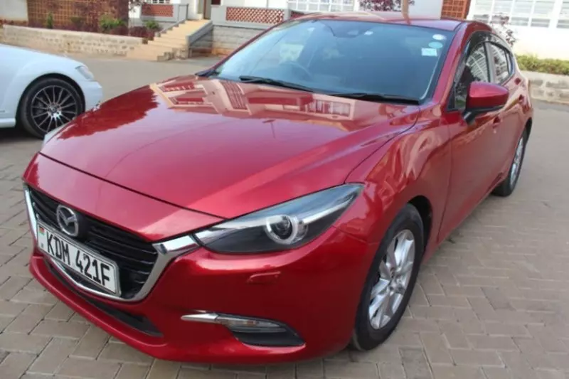 Mazda Axela    - 2016