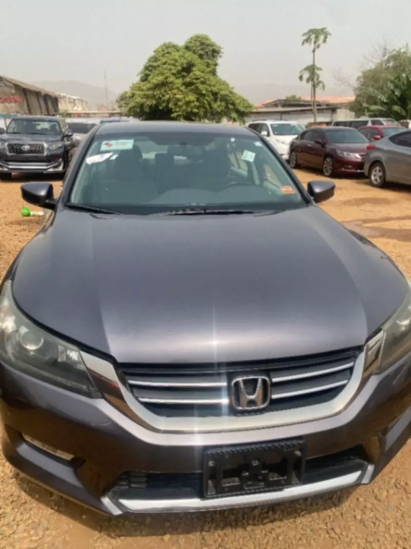 Honda Accord   - 2013