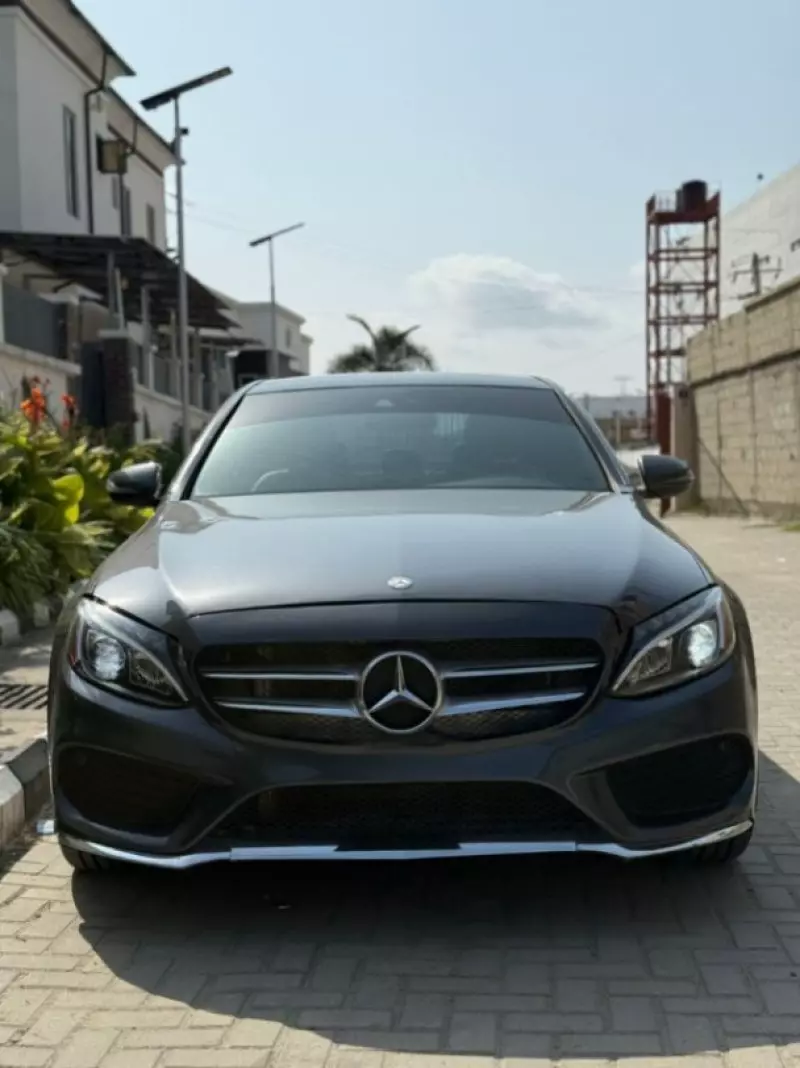 Mercedes-Benz C 300   - 2016