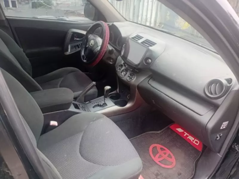 TOYOTA RAV 4   - 2010