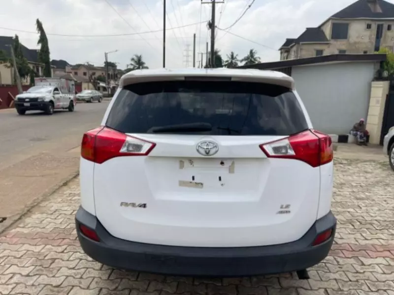 Toyota RAV4   - 2013