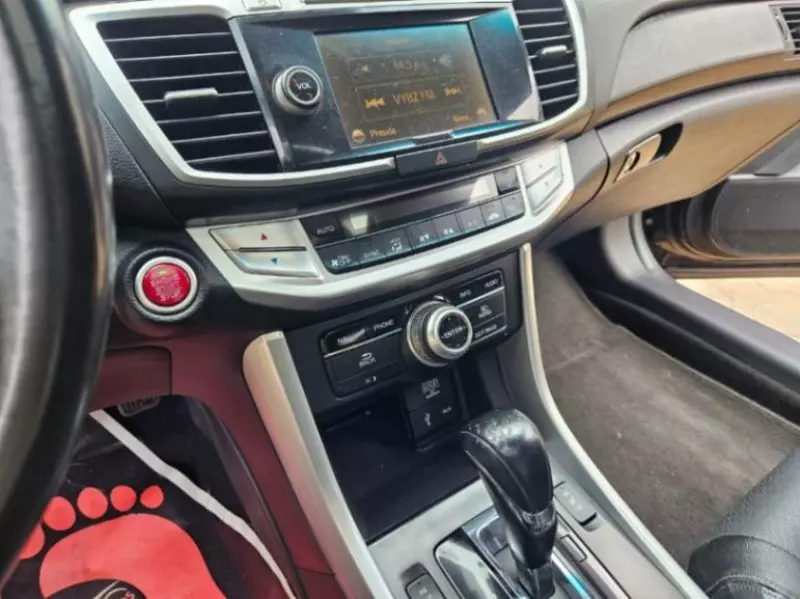 Honda Accord   - 2013
