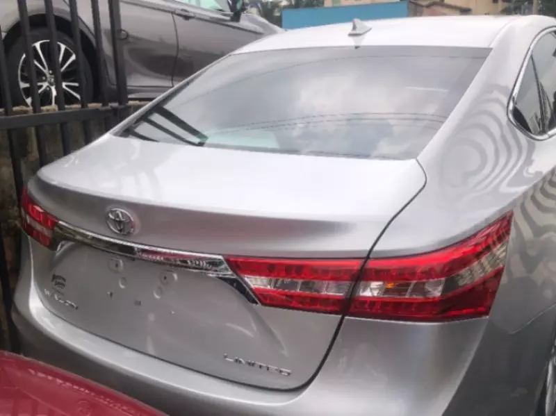 TOYOTA Avalon - 2013
