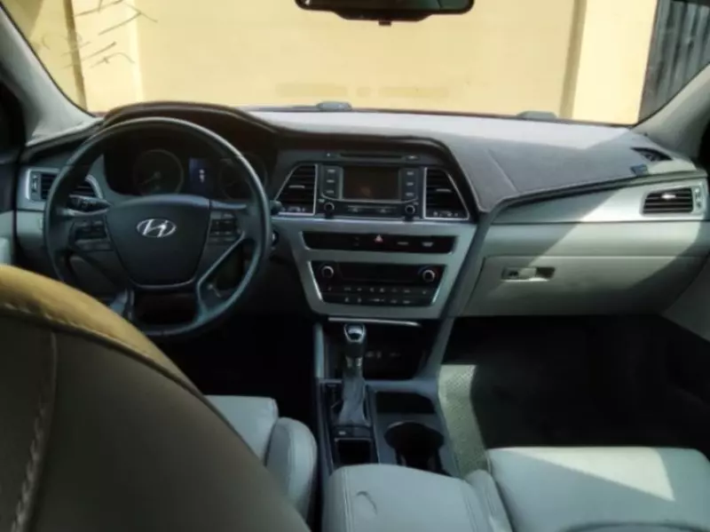 Hyundai Sonata   - 2015