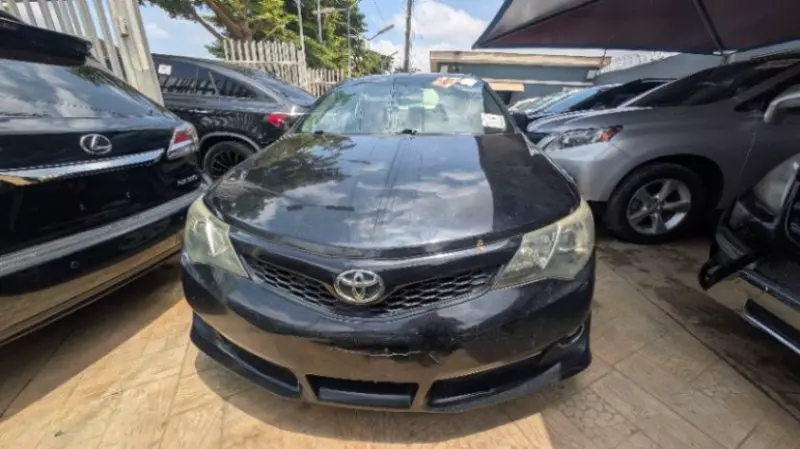 TOYOTA Camry   - 2014