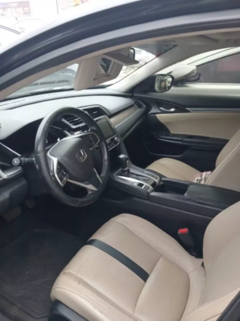 Honda Accord   - 2018