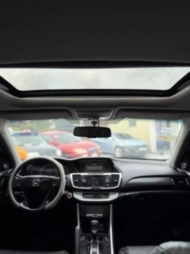 Honda Accord   - 2019