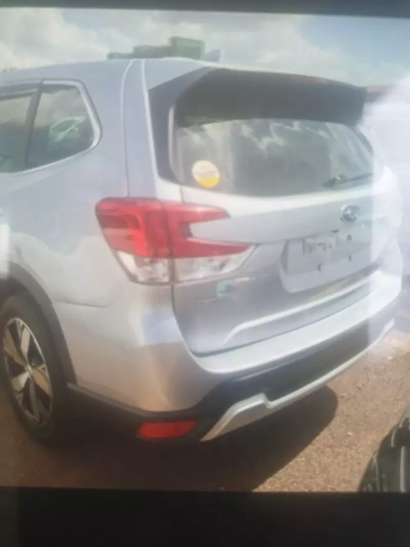 Subaru Forester   - 2017