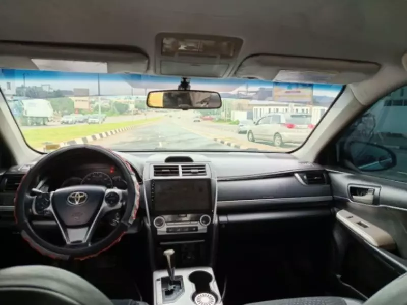 TOYOTA Camry - 2013