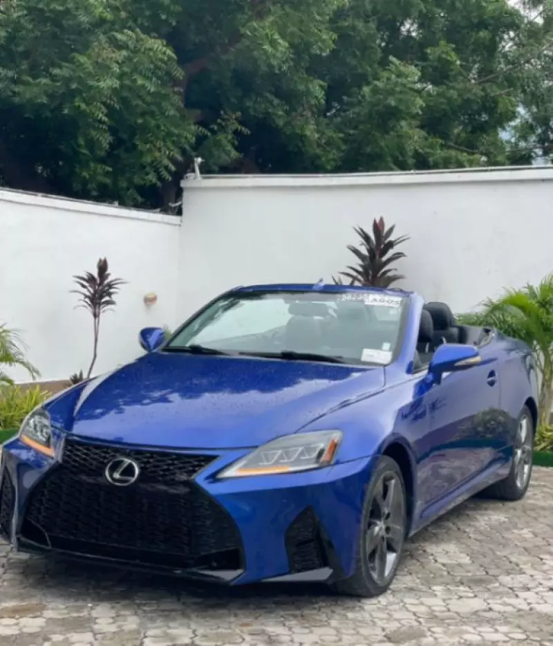 Lexus IS 350   - 2010
