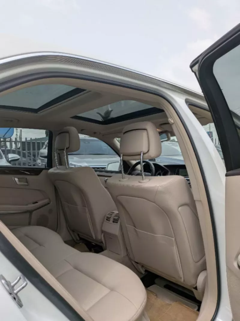Mercedes-Benz E350   - 2014