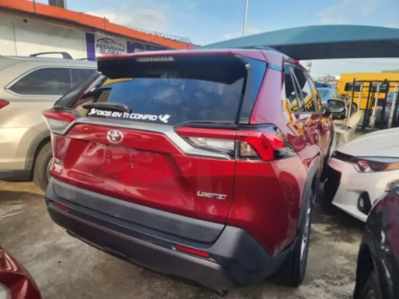 TOYOTA RAV 4   - 2019