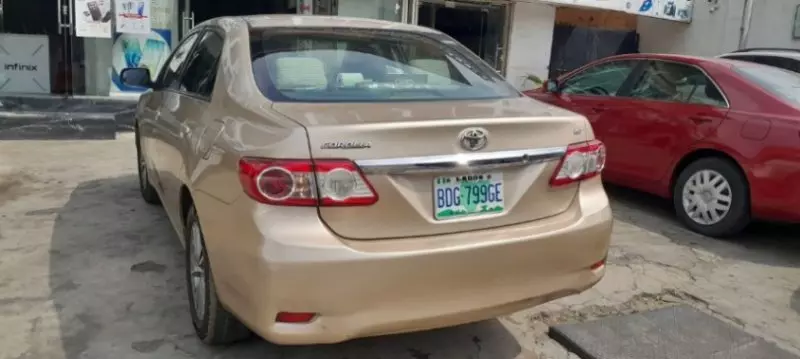 Toyota Corolla   - 2011