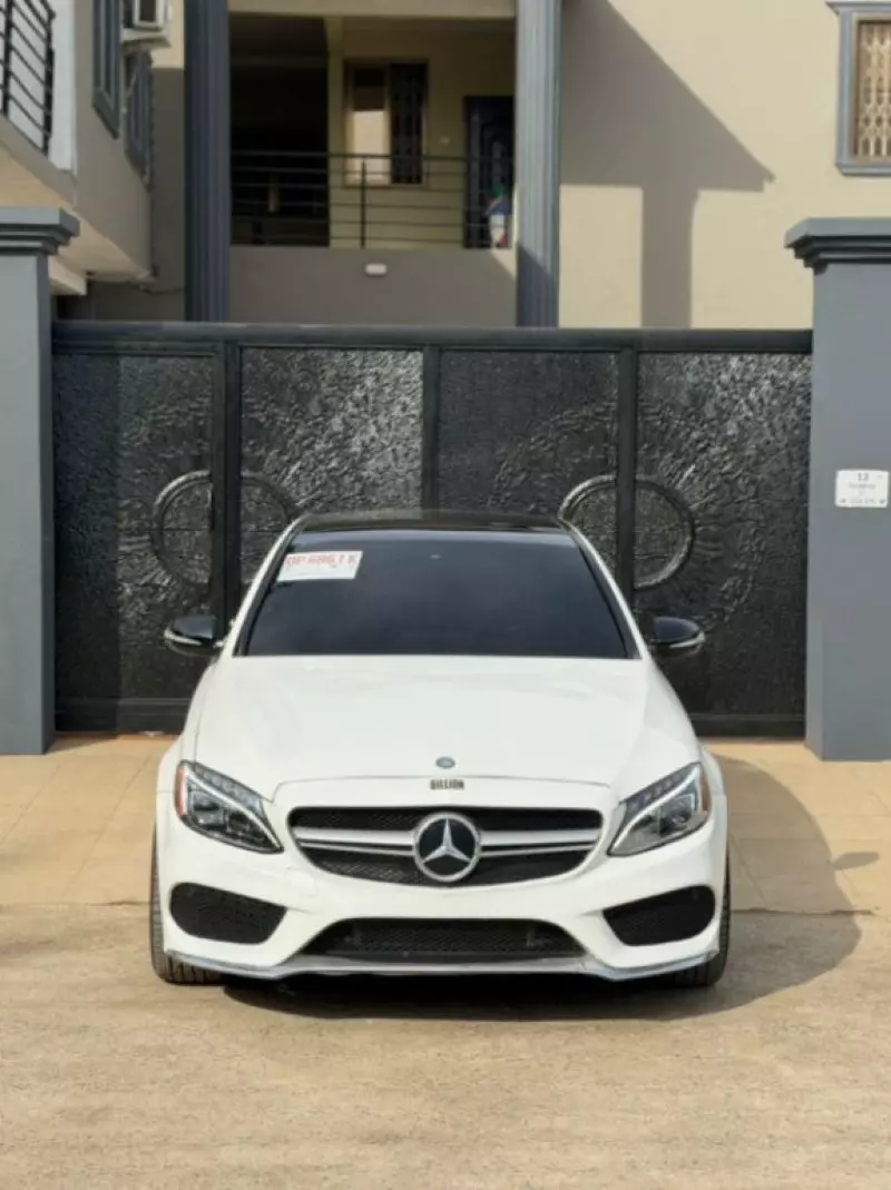 Mercedes-Benz C 300   - 2016