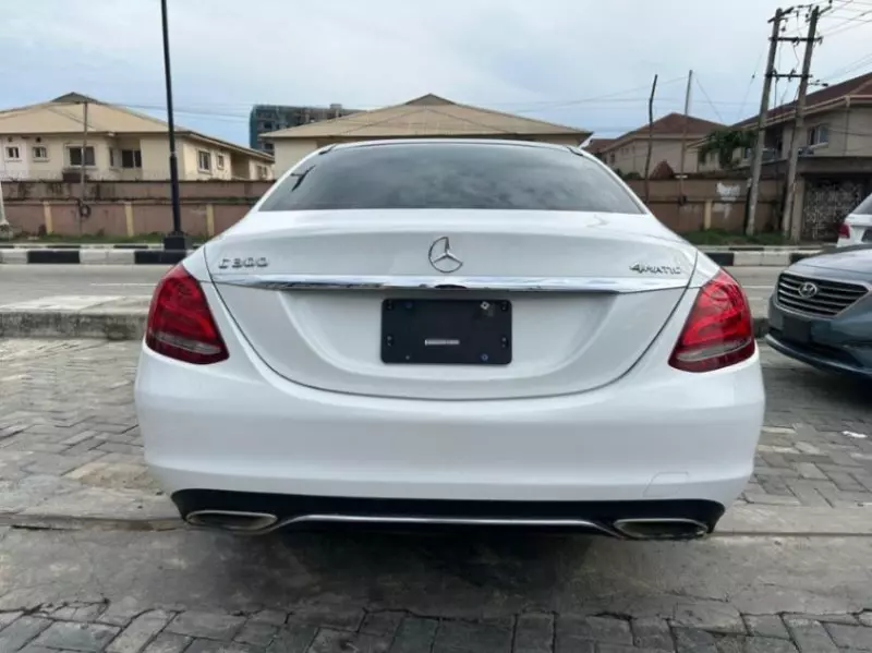 Mercedes-Benz C-Class   - 2016