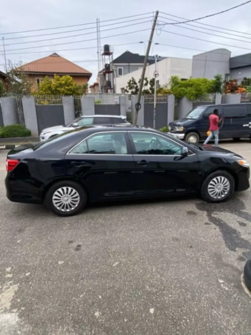 TOYOTA Camry   - 2014
