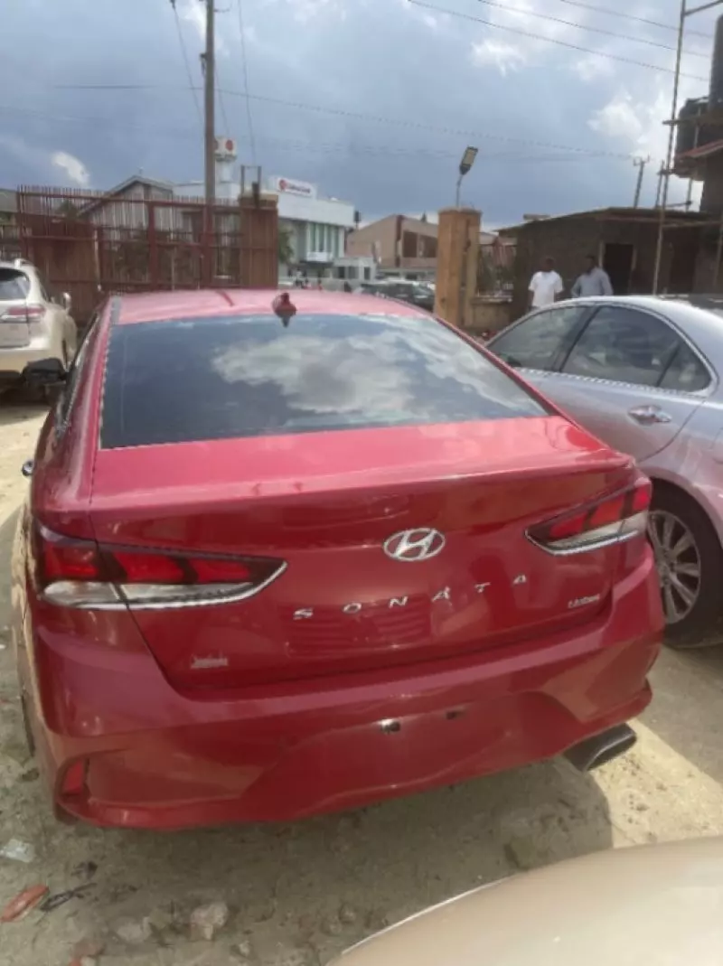 Hyundai Sonata   - 2018
