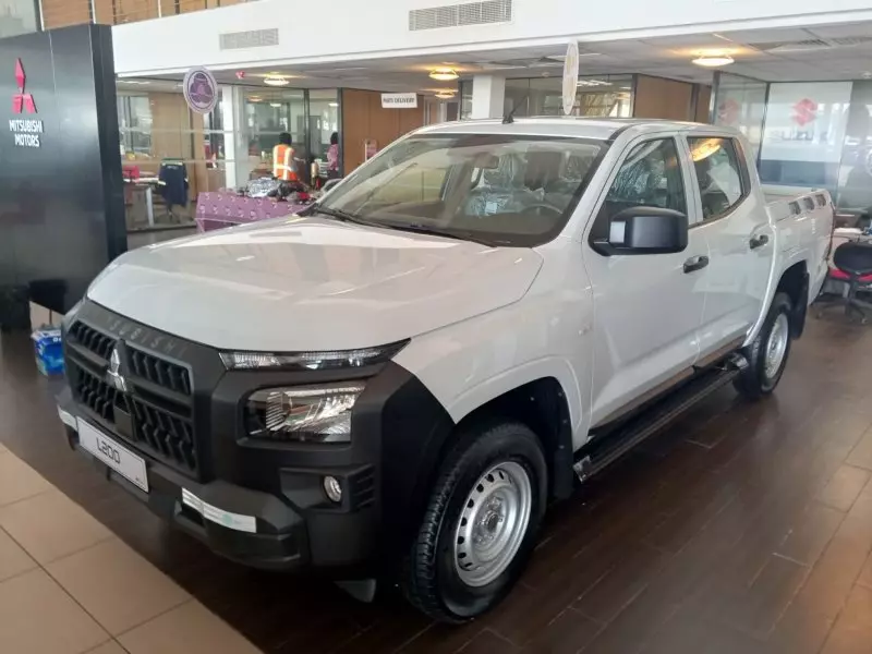 Mitsubishi L200   - 2025