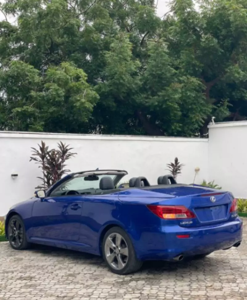 Lexus IS 350   - 2010