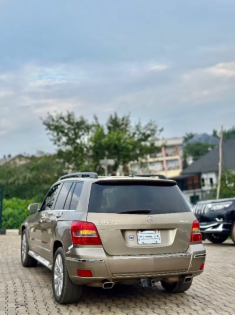 Mercedes-Benz GLK-Class   - 2010